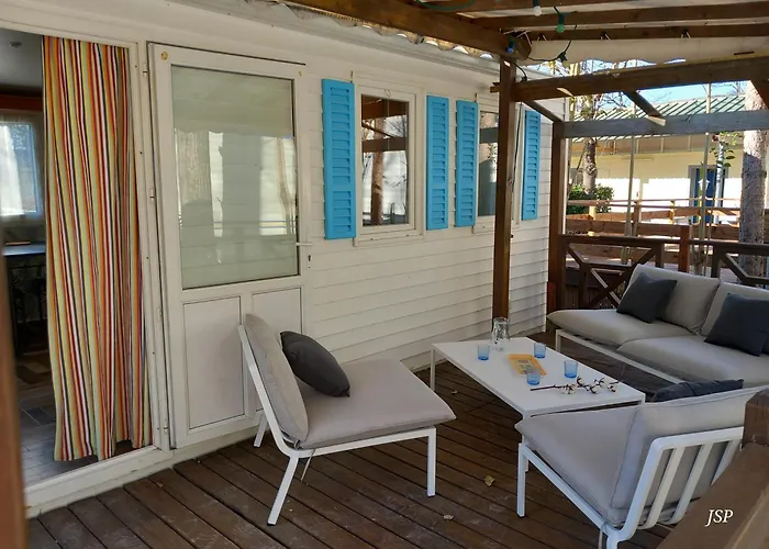 Mobilhome Les Volets Bleus