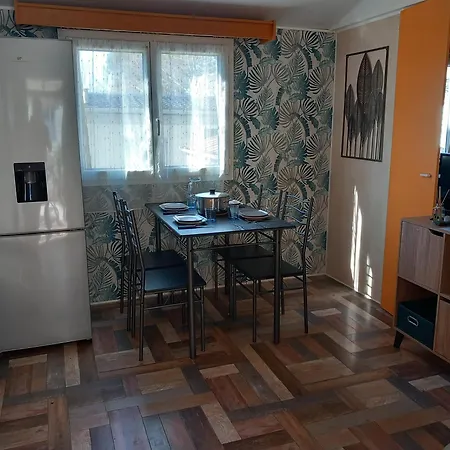 Mobilhome Les Volets Bleus Vaudreuille Exterior photo