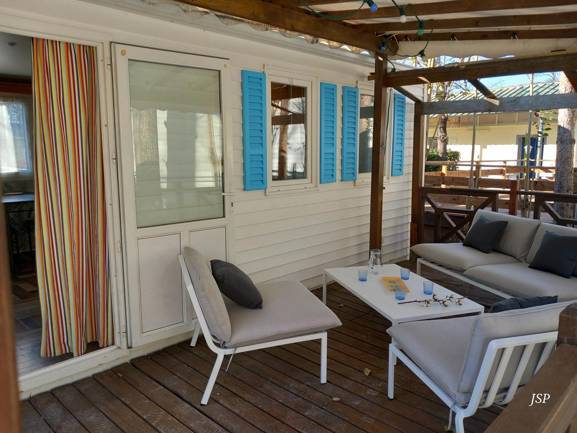 Campingplatz Mobilhome Les Volets Bleus Vaudreuille